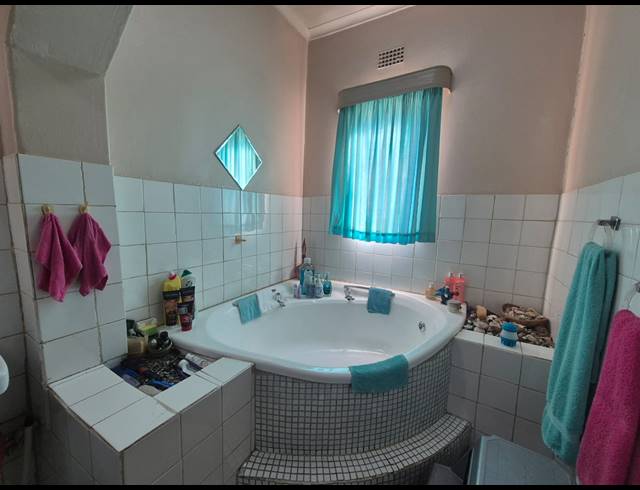 3 BEDROOM HOUSE FOR SALE IN SONLAND PARK